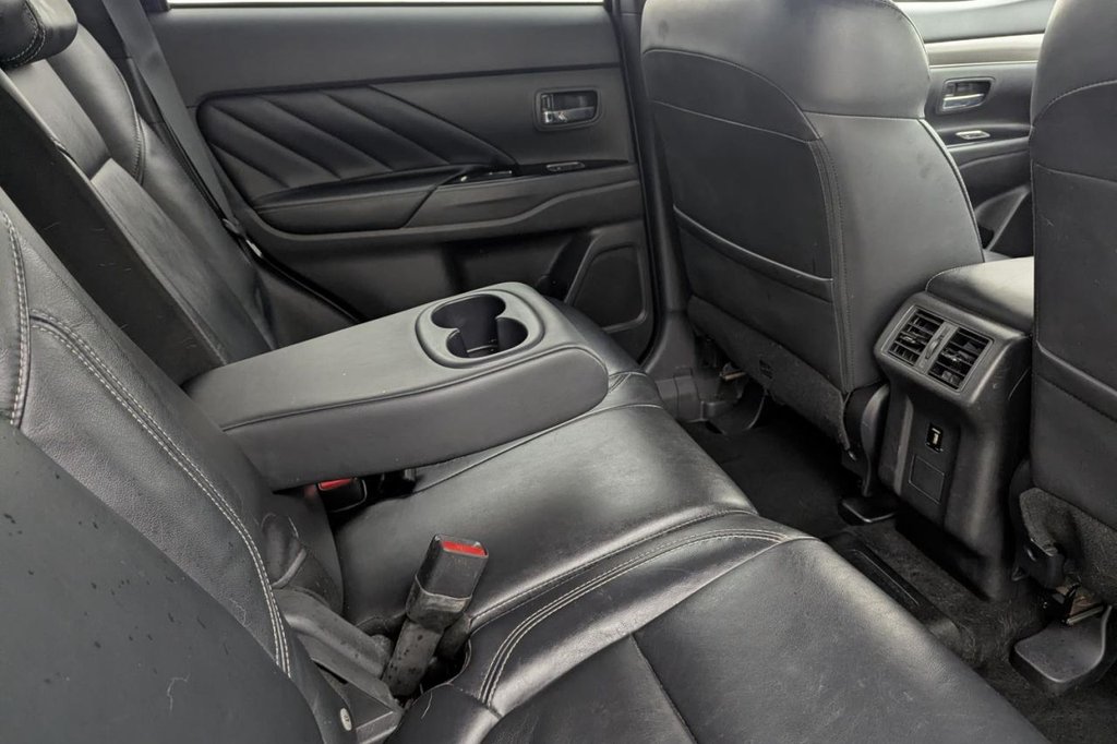 Used Mitsubishi Outlander 2020 for sale - 77356264: Photo 16