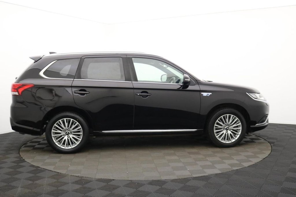 Used Mitsubishi Outlander 2020 for sale - 77356264: Photo 2