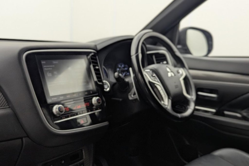 Used Mitsubishi Outlander 2020 for sale - 77356264: Photo 23