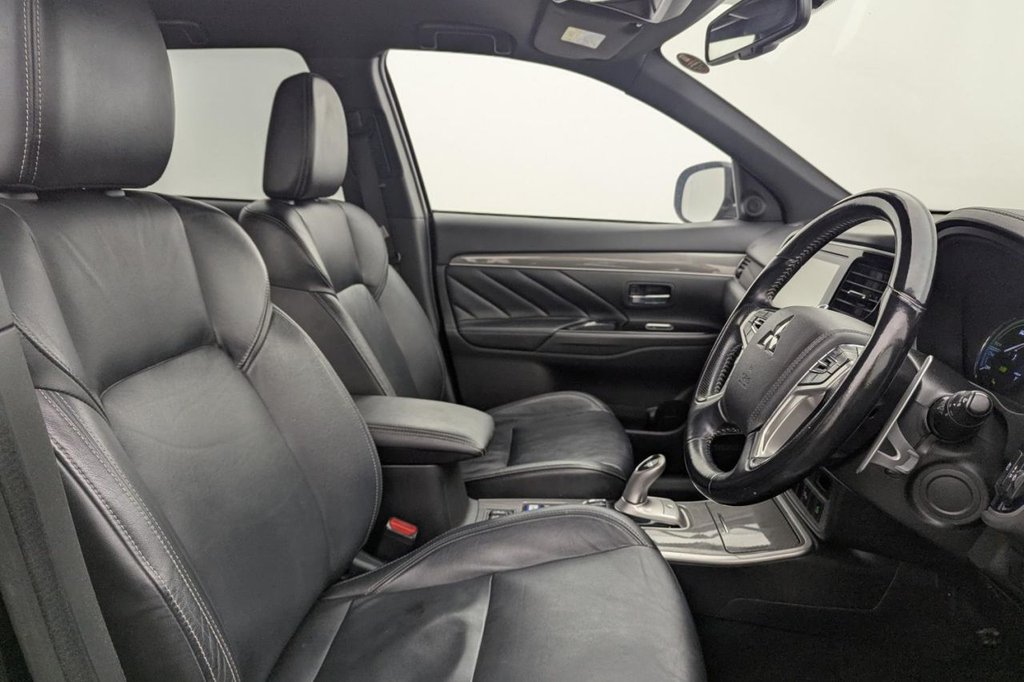 Used Mitsubishi Outlander 2020 for sale - 77356264: Photo 3