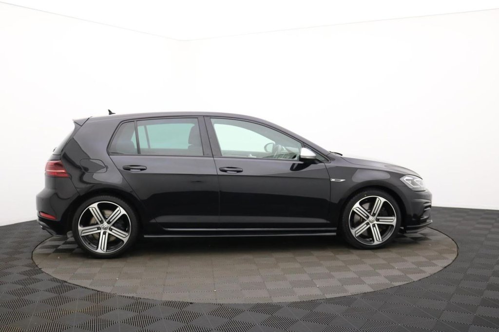 Used Volkswagen Golf 2019 for sale - 77920415: Photo 2
