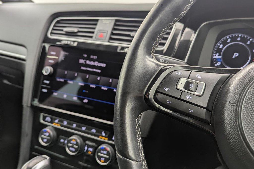 Used Volkswagen Golf 2019 for sale - 77920415: Photo 20