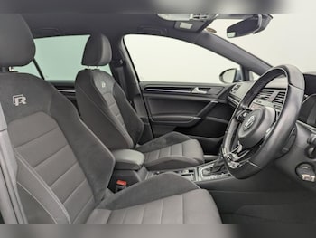 Used Volkswagen Golf 2019 for sale - 77920415: Photo