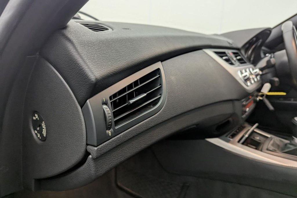 Used BMW Z4 2012 for sale - 77211911: Photo 30