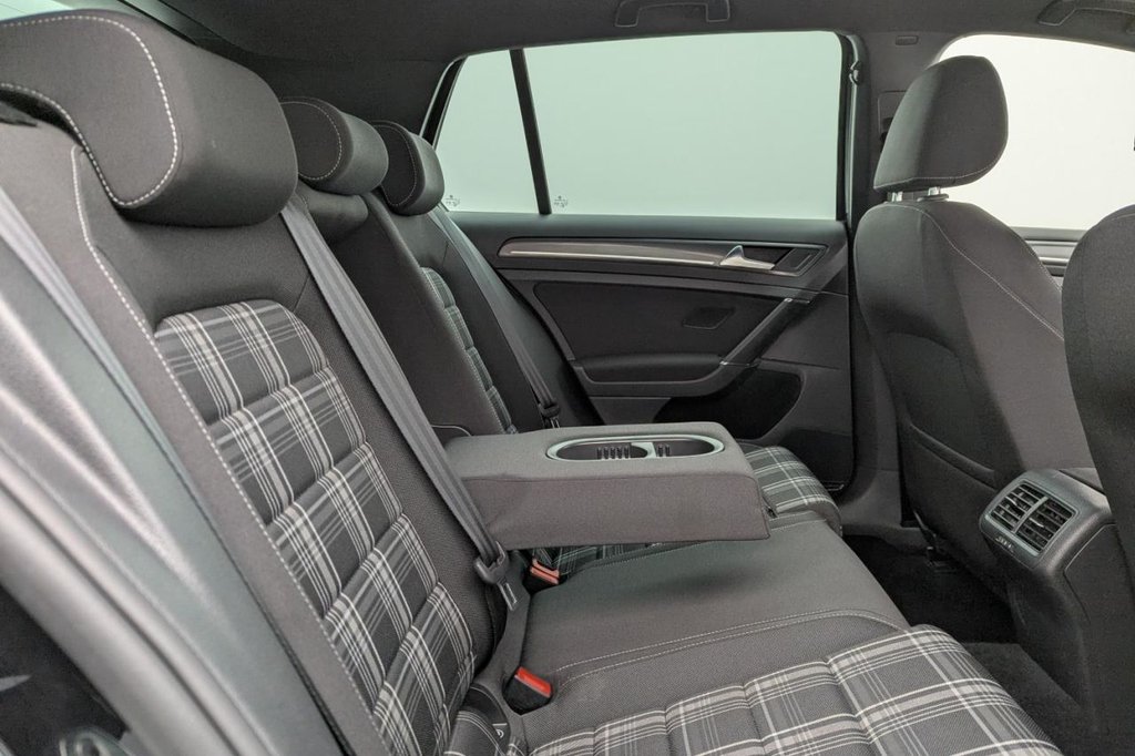 Used Volkswagen Golf 2017 for sale - 77212278: Photo 15