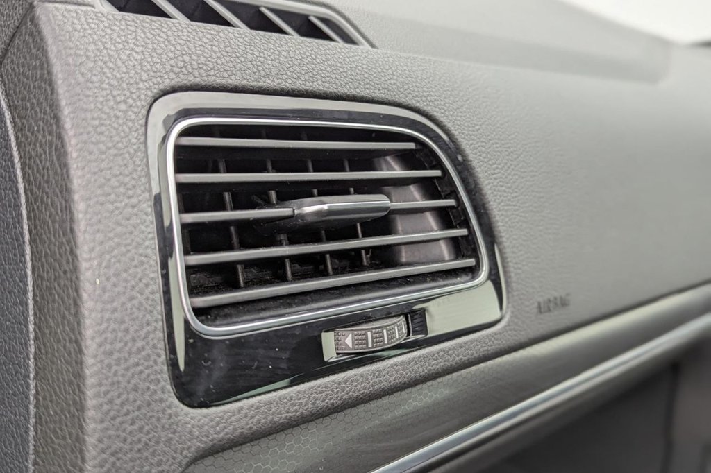 Used Volkswagen Golf 2017 for sale - 77212278: Photo 20