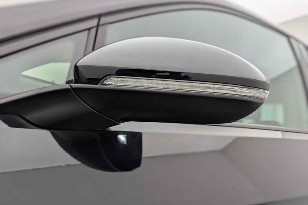 Used Volkswagen Golf 2017 for sale - 77212278: Photo 49