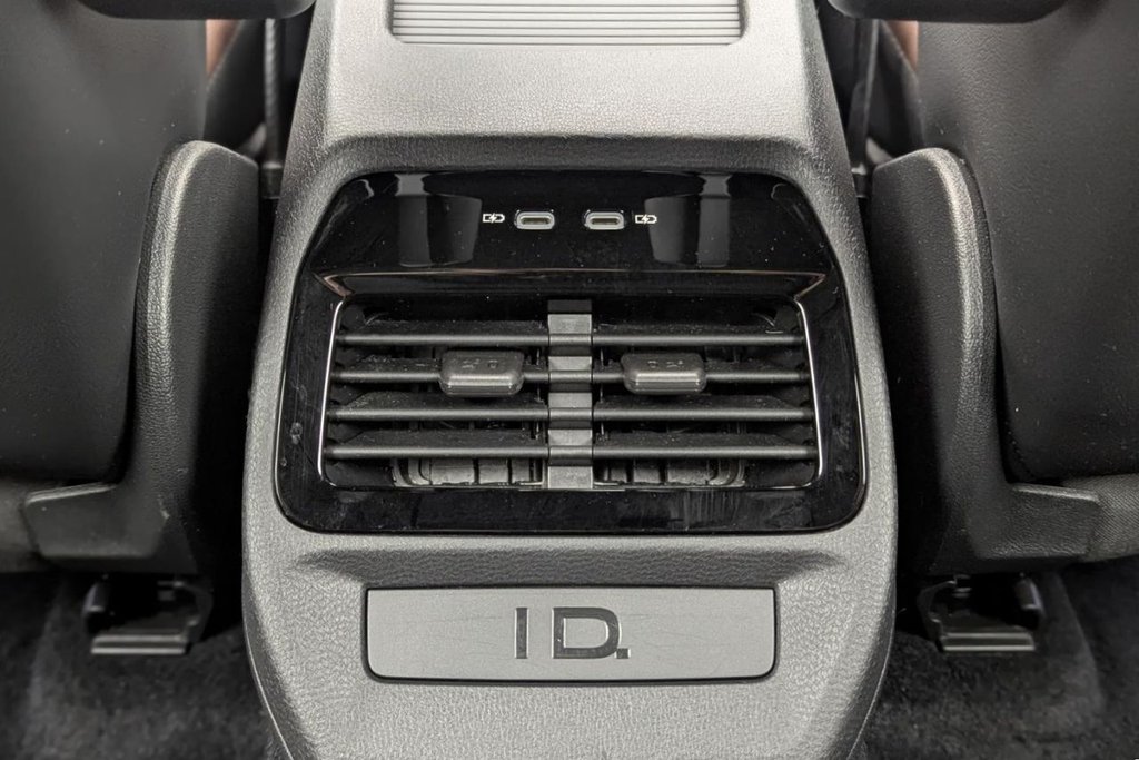 Used Volkswagen ID.4 2022 for sale - 77693338: Photo 36