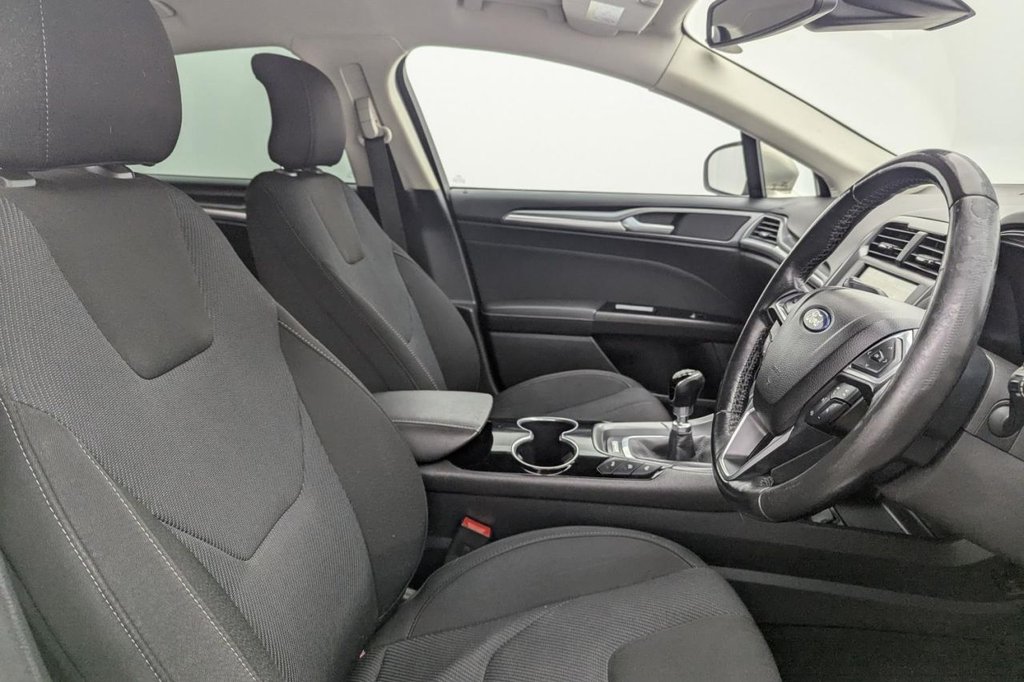 Used Ford Mondeo 2016 for sale - 77212091: Photo 3