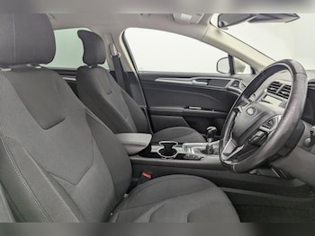 Used Ford Mondeo 2016 for sale - 77212091: Photo