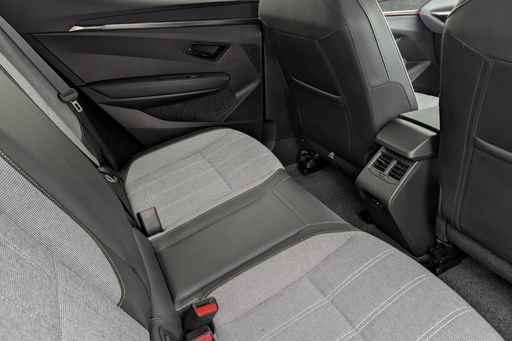 Used Renault Megane E Tech 2022 for sale - 77212193: Photo 18