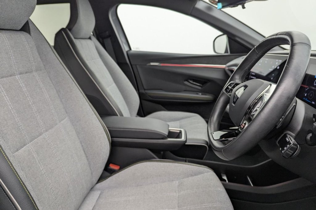 Used Renault Megane E Tech 2022 for sale - 77212193: Photo 3