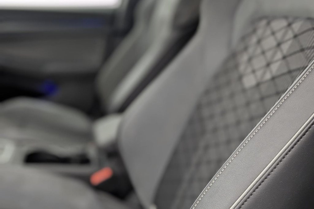 Used Volkswagen Golf 2021 for sale - 77342084: Photo 30