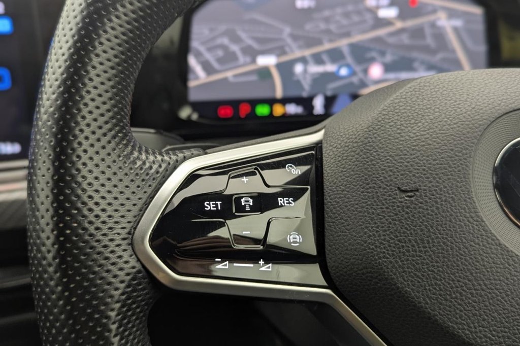 Used Volkswagen Golf 2021 for sale - 77342084: Photo 33