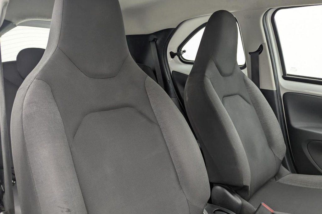 Used Toyota Aygo X 2023 for sale - 77967669: Photo 15