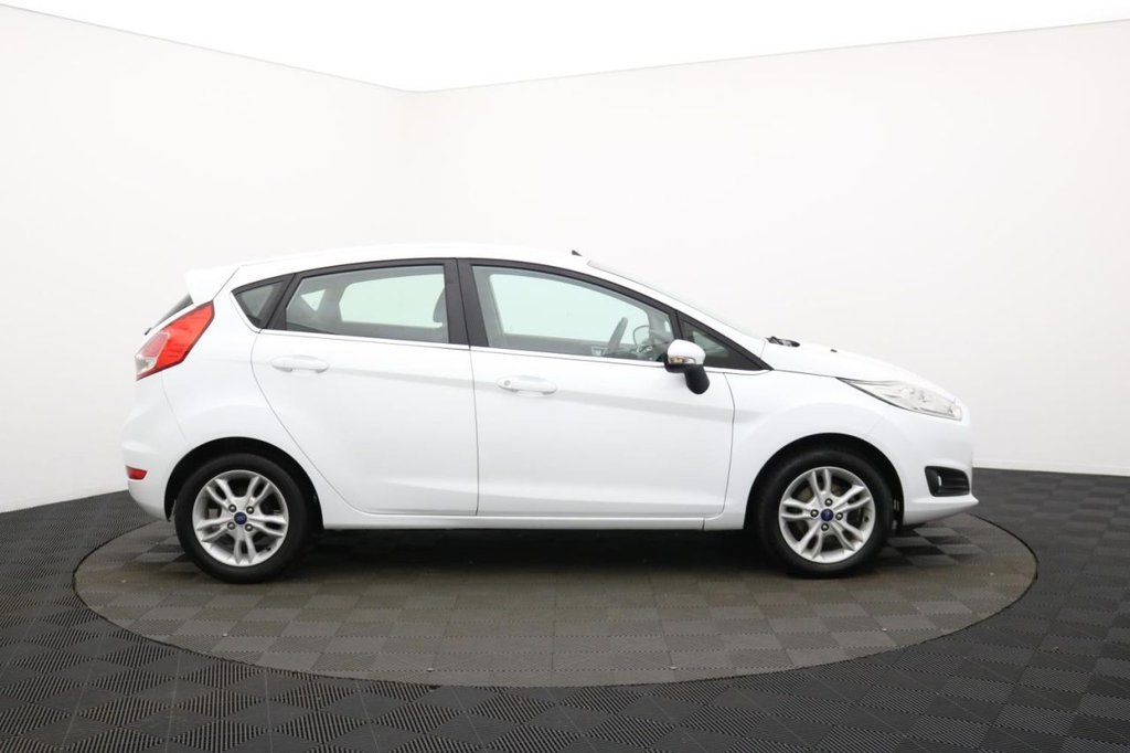 Used Ford Fiesta 2017 for sale - 77384648: Photo 2
