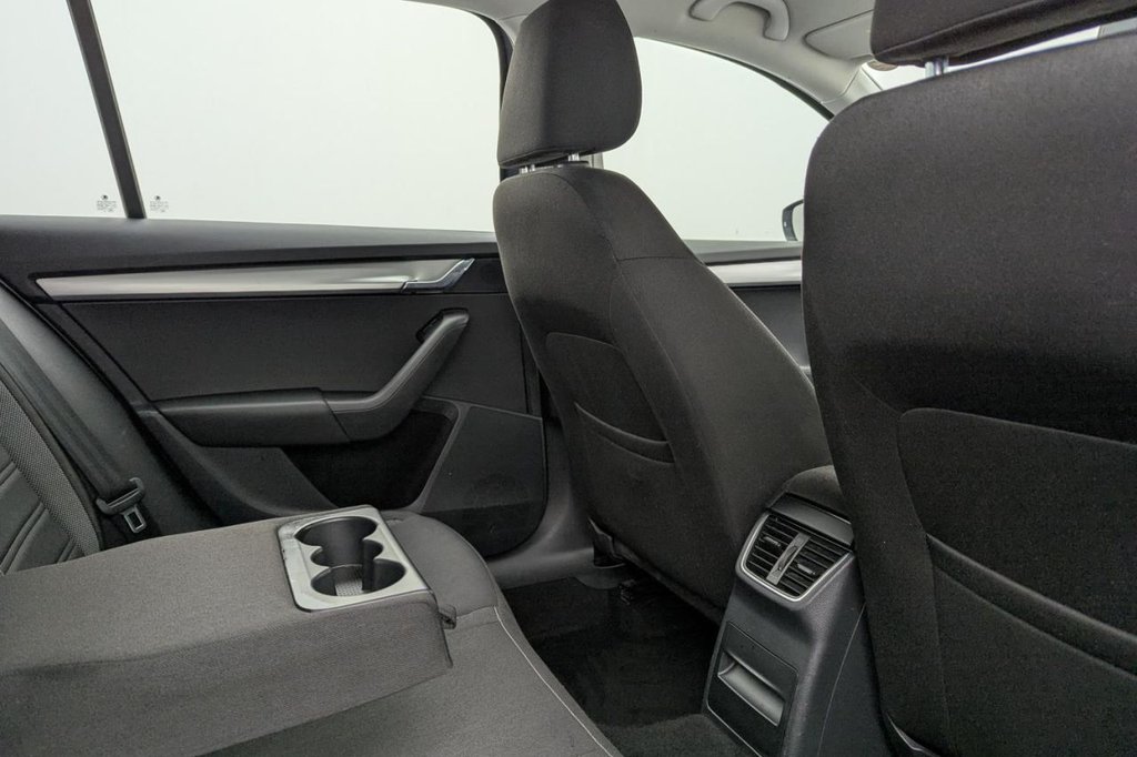 Used Skoda Octavia 2018 for sale - 77212252: Photo 17