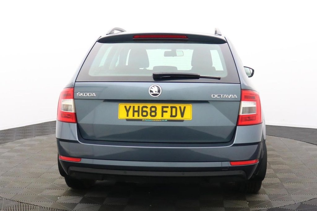 Used Skoda Octavia 2018 for sale - 77212252: Photo 5