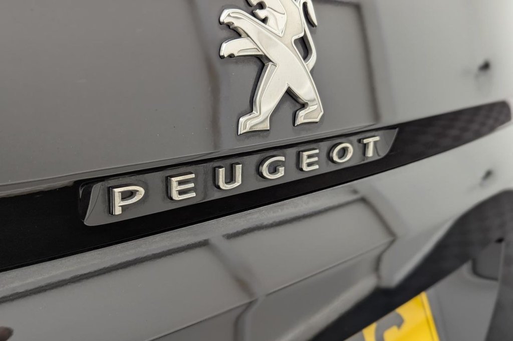 Used Peugeot 3008 2020 for sale - 77212235: Photo 42