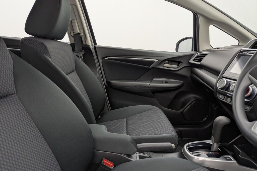 Used Honda Jazz 2019 for sale - 77212239: Photo 3