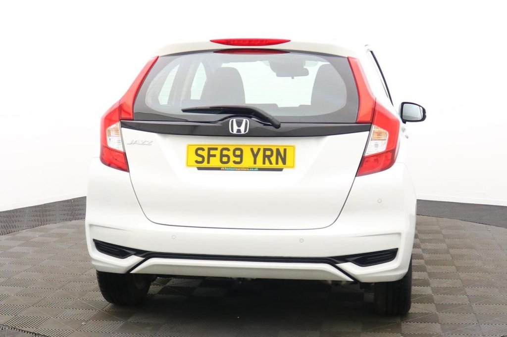 Used Honda Jazz 2019 for sale - 77212239: Photo 6