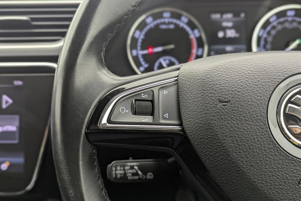 Used Skoda Superb 2019 for sale - 77302350: Photo 36