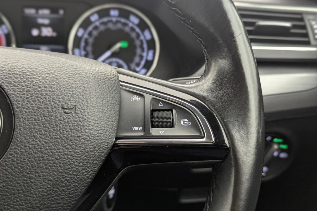 Used Skoda Superb 2019 for sale - 77302350: Photo 38