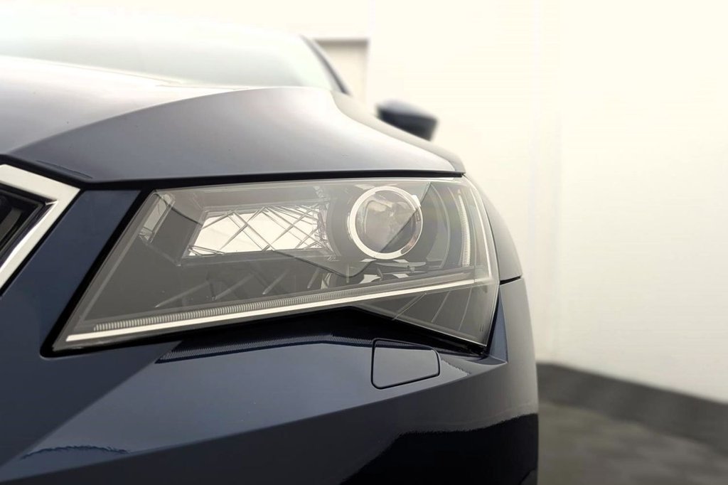 Used Skoda Superb 2019 for sale - 77302350: Photo 46