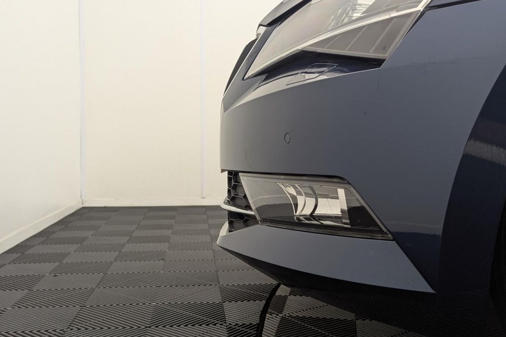 Used Skoda Superb 2019 for sale - 77302350: Photo 48