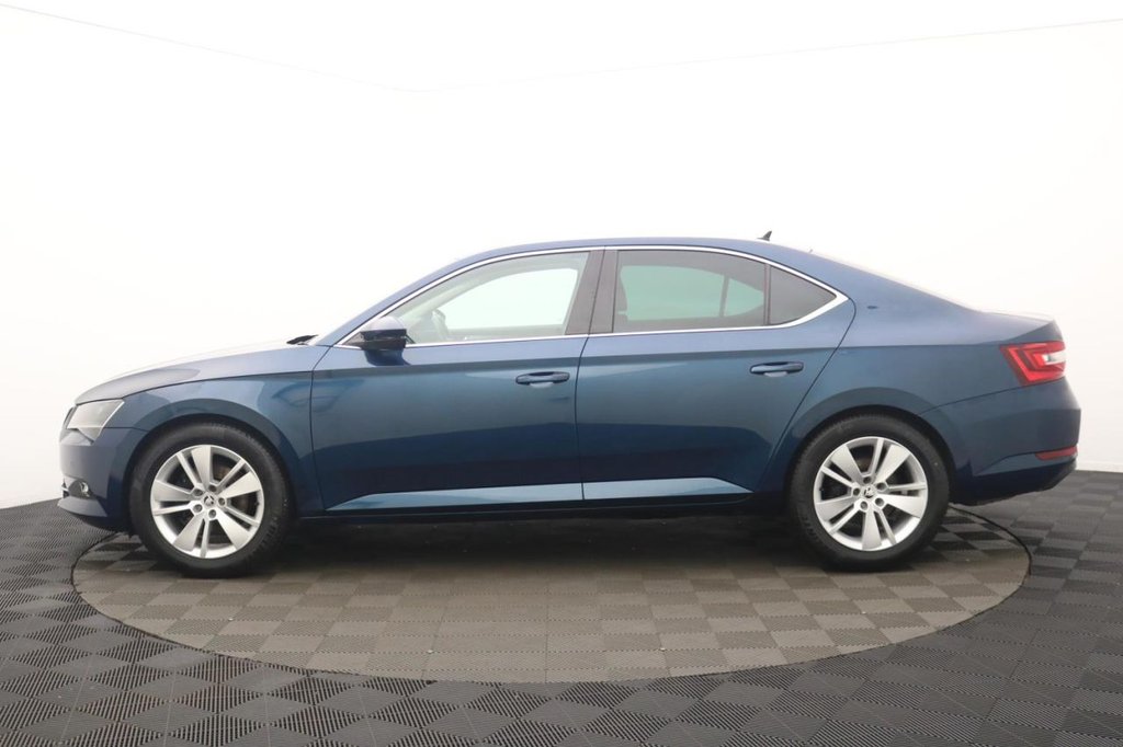 Used Skoda Superb 2019 for sale - 77302350: Photo 8
