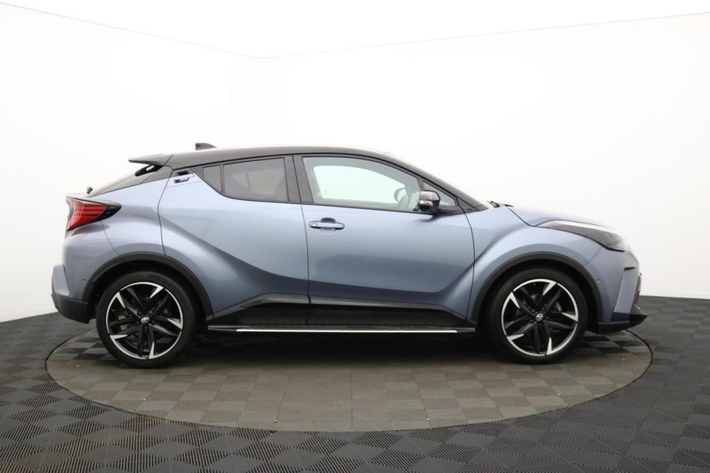 Used Toyota C-HR 2022 for sale - 77879961: Photo 2