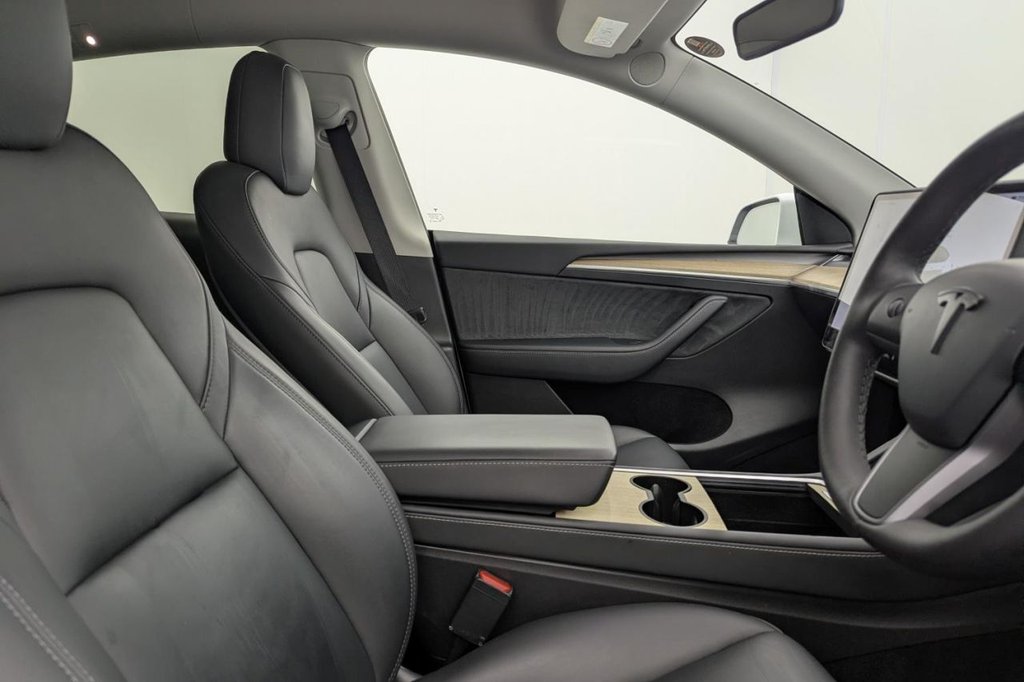 Used Tesla Model Y 2022 for sale - 77780028: Photo 3