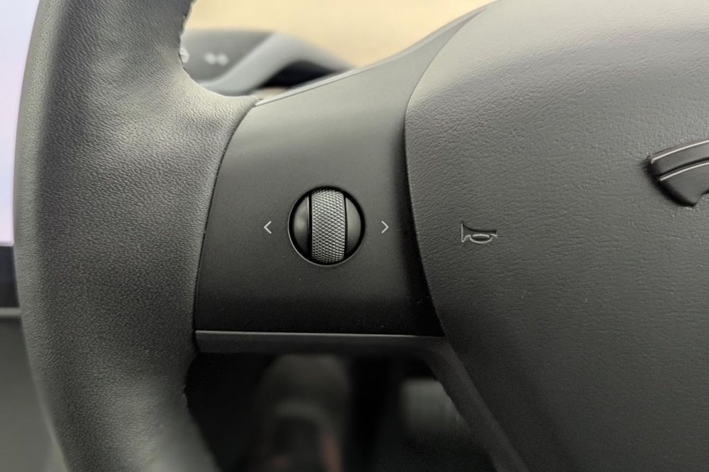 Used Tesla Model Y 2022 for sale - 77780028: Photo 32