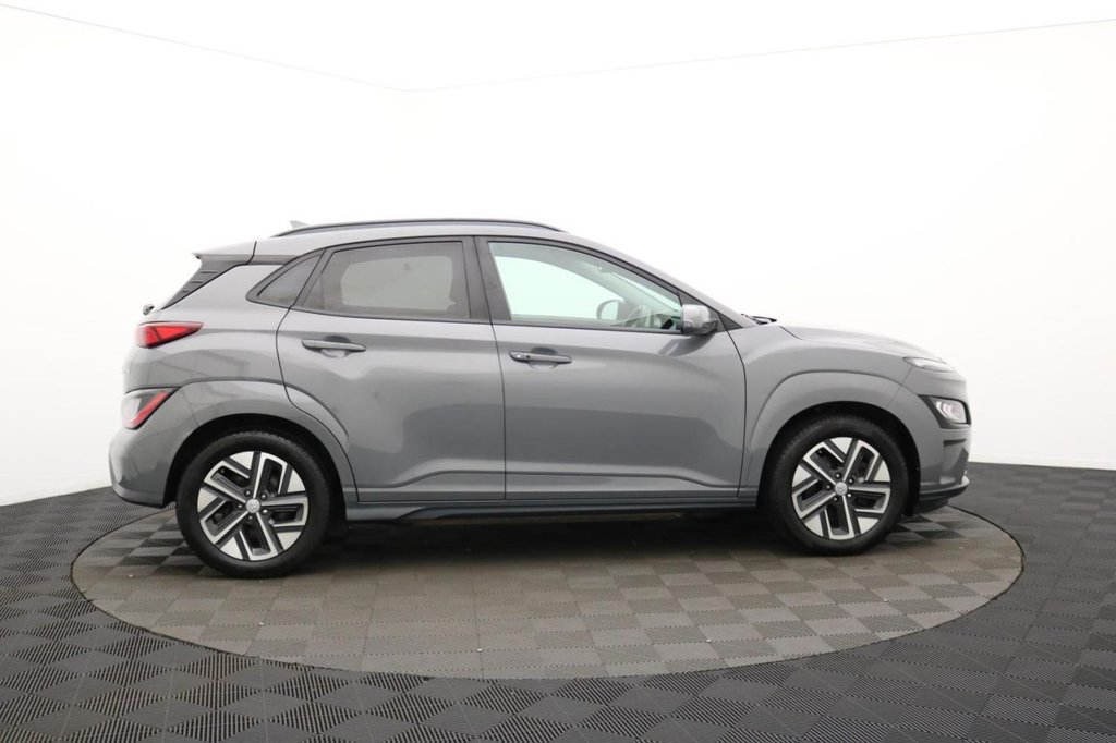Used Hyundai KONA 2021 for sale - 77212851: Photo 2