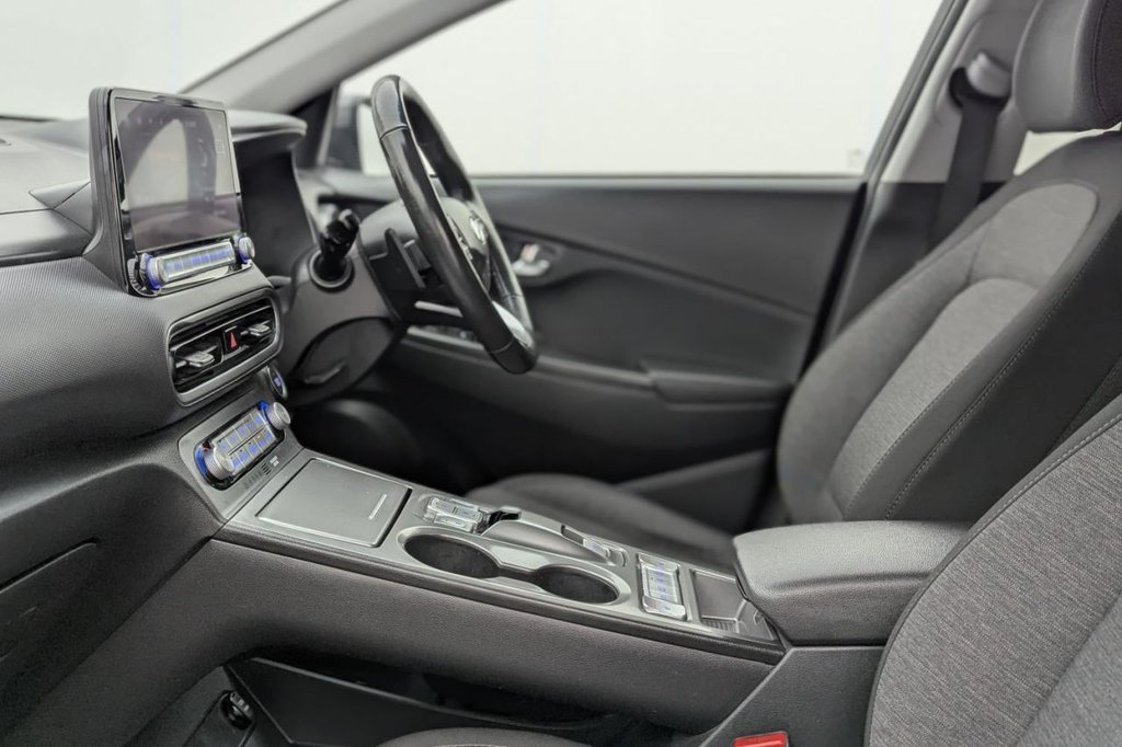 Used Hyundai KONA 2021 for sale - 77212851: Photo 25