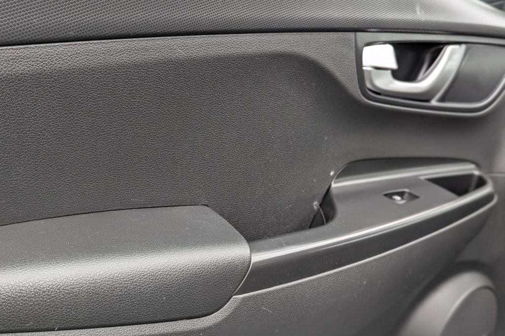 Used Hyundai KONA 2021 for sale - 77212851: Photo 30