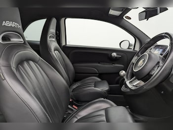 Used Abarth 595 2019 for sale - 77211990: Photo