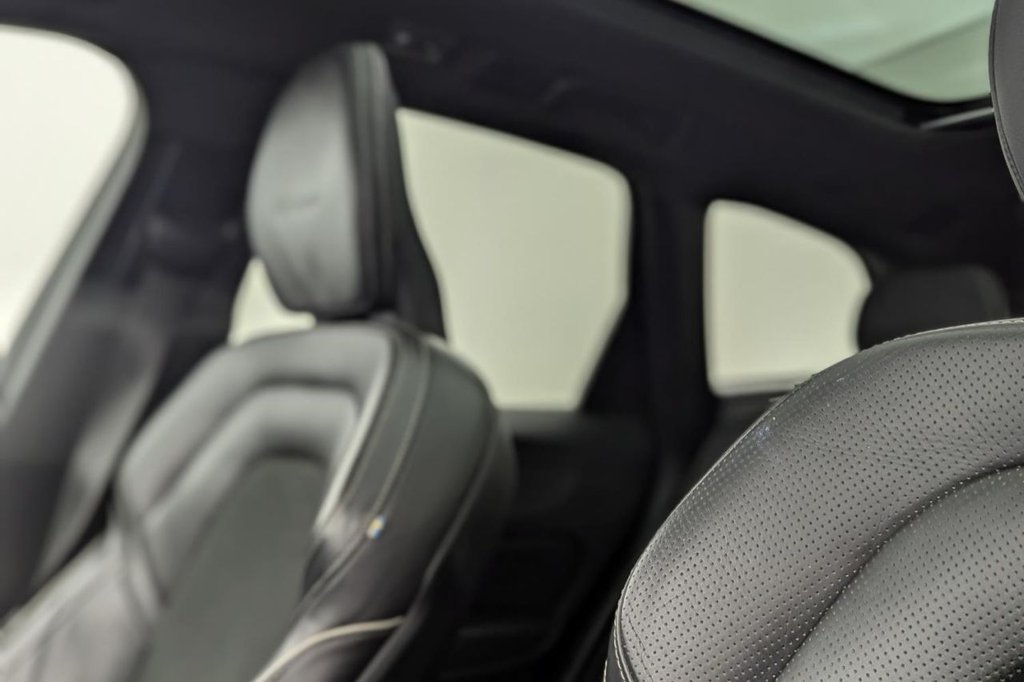 Used Volvo XC60 2019 for sale - 77952267: Photo 30