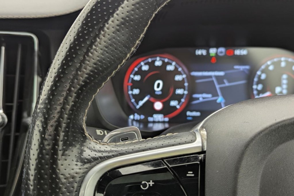 Used Volvo XC60 2019 for sale - 77952267: Photo 41