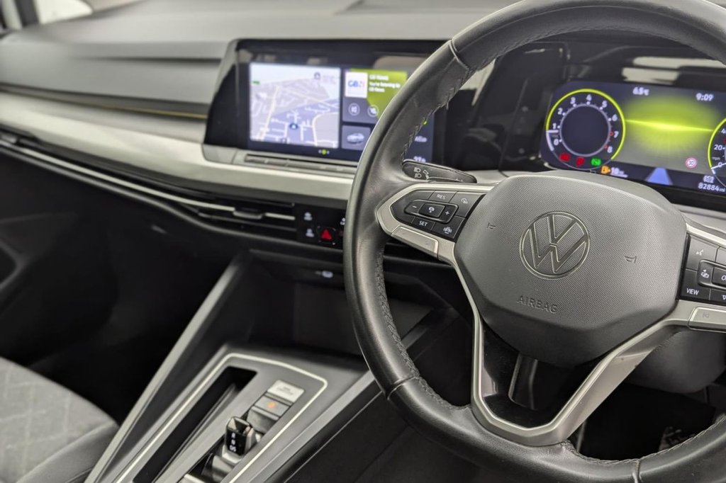 Used Volkswagen Golf 2023 for sale - 77437374: Photo 40