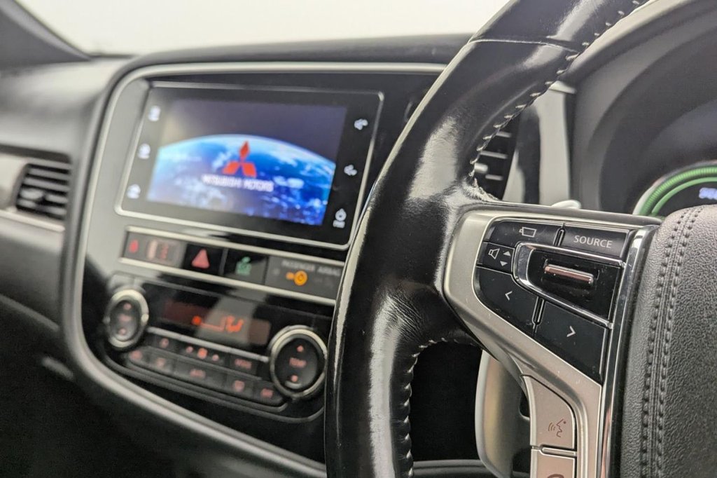 Used Mitsubishi Outlander 2018 for sale - 77879647: Photo 14