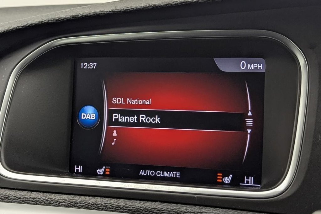 Used Volvo V40 2018 for sale - 77667591: Photo 17