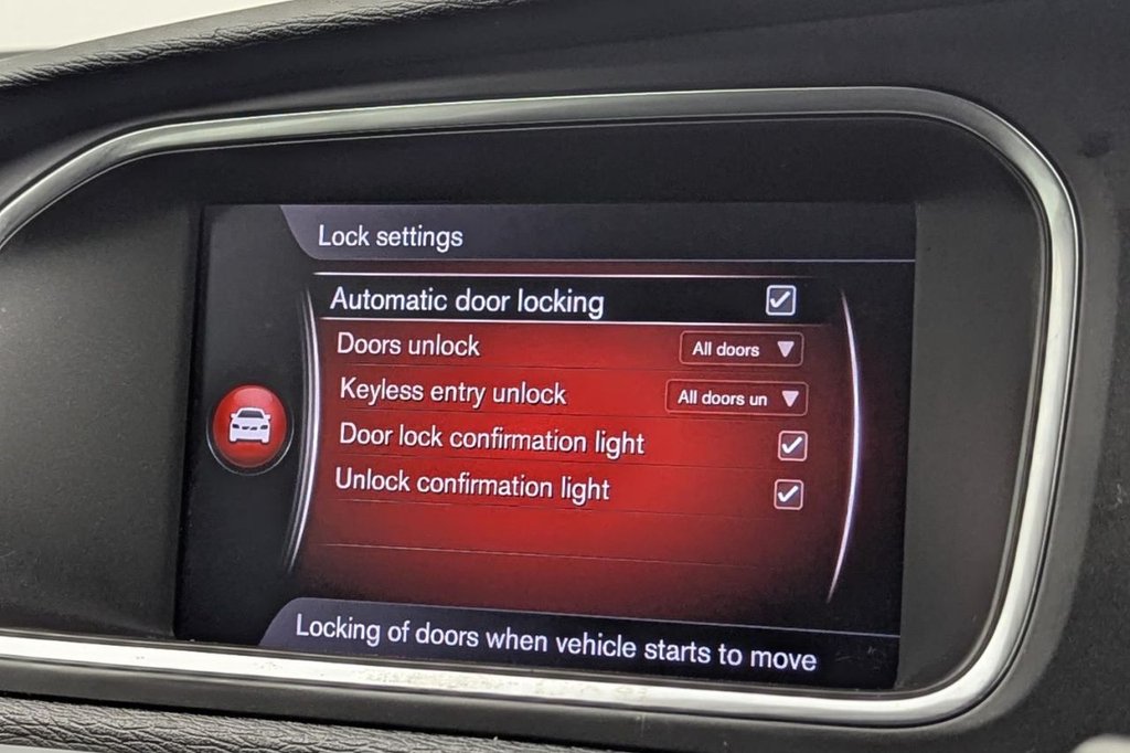 Used Volvo V40 2018 for sale - 77667591: Photo 38