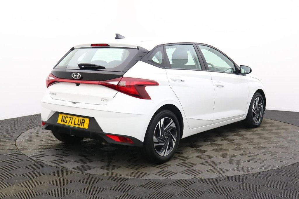Used Hyundai i20 2021 for sale - 77212222: Photo 2