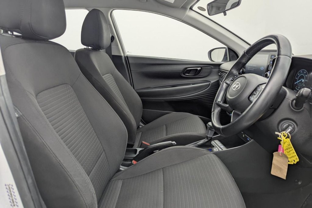 Used Hyundai i20 2021 for sale - 77212222: Photo 27