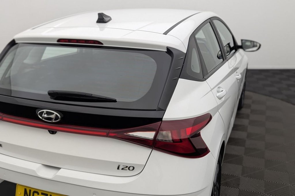 Used Hyundai i20 2021 for sale - 77212222: Photo 43