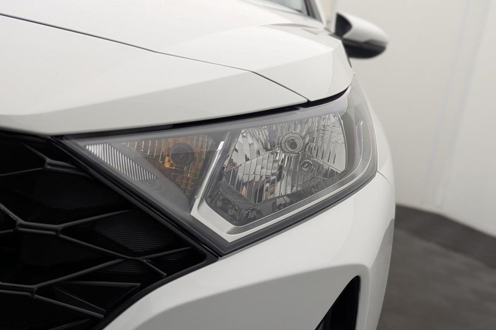 Used Hyundai i20 2021 for sale - 77212222: Photo 47