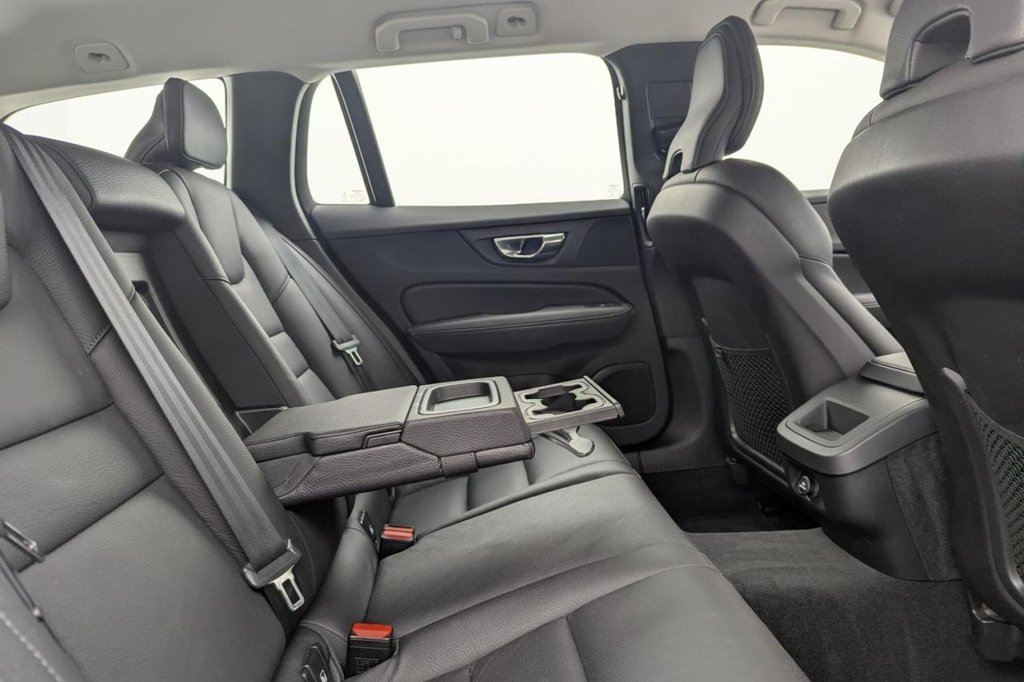 Used Volvo V60 2018 for sale - 77287821: Photo 16