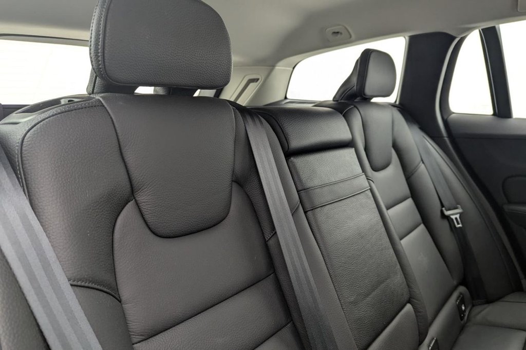 Used Volvo V60 2018 for sale - 77287821: Photo 19