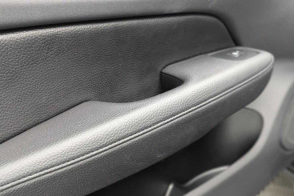 Used Volvo V60 2018 for sale - 77287821: Photo 32